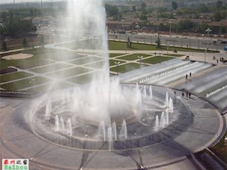 图片：霸州市迎宾大厦广场喷泉