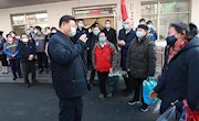 战“疫”时刻，习近平的10个暖人瞬间