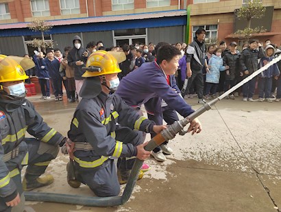 影像记录丨河北廊坊霸州：“火焰蓝”进校园 上好消防安全课