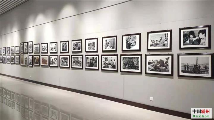 庆祝中国共产党成立100周年——《百年芳华· 璀璨今朝》书画摄影展在市益津书院开幕
