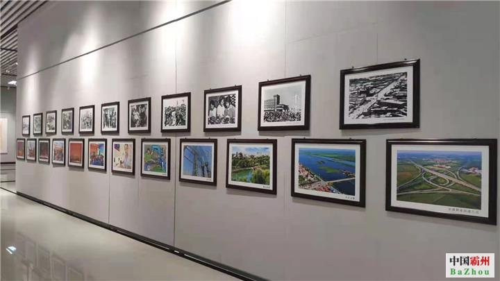 庆祝中国共产党成立100周年——《百年芳华· 璀璨今朝》书画摄影展在市益津书院开幕