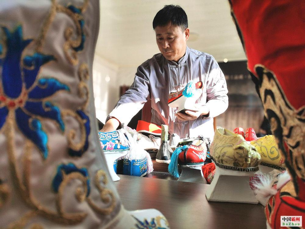 河北霸州：手工戏靴制作技艺焕发生机